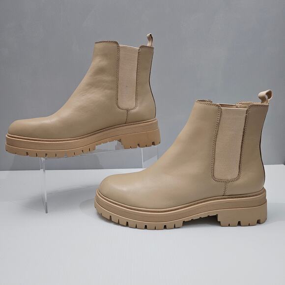 Marc Fisher Pietro Ankle Bootie Women 9.5 Tan Leather Platform Chelsea Lug Sole - Picture 2 of 16